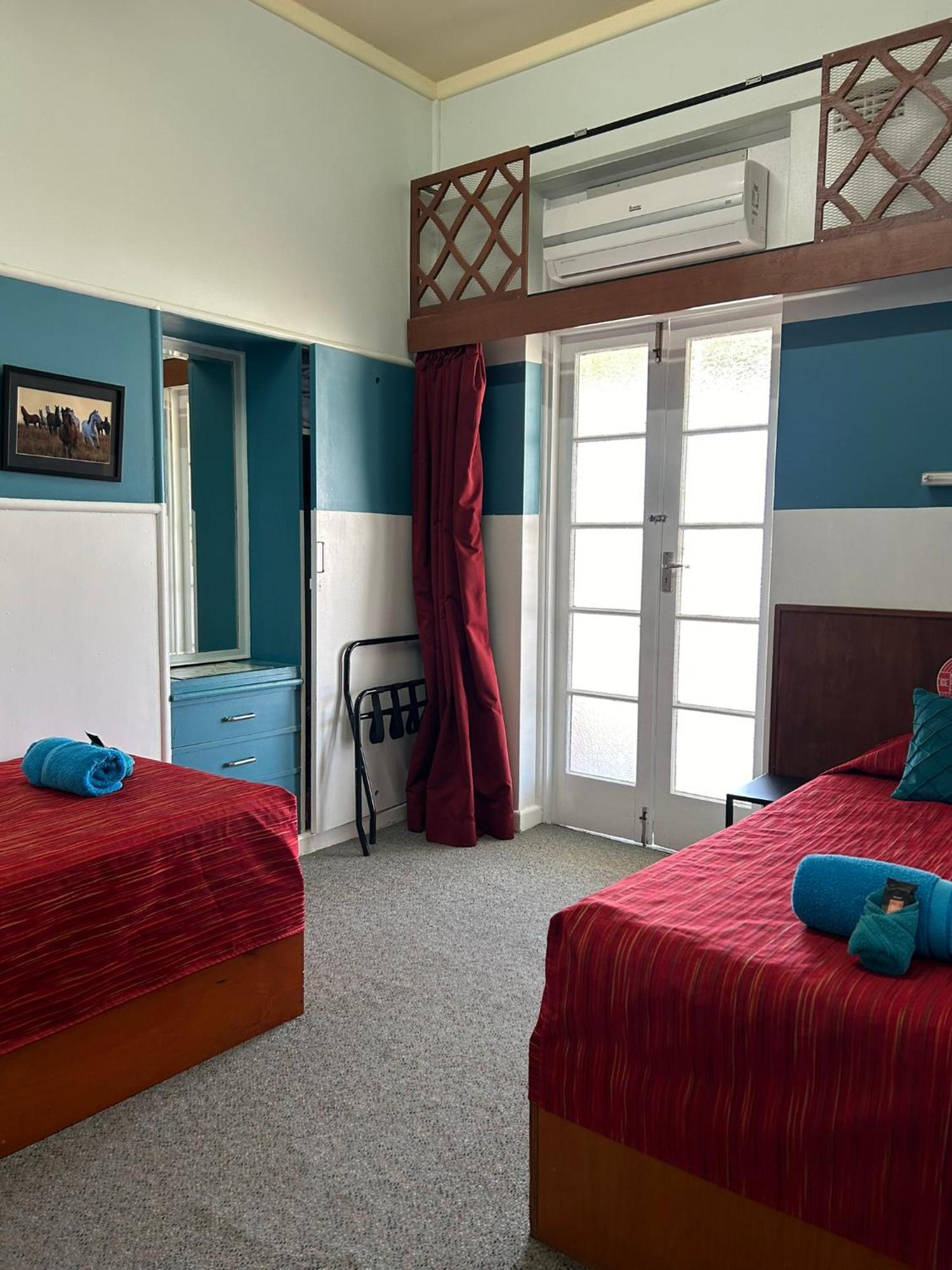 North Gregory Hotel Уинтон Экстерьер фото